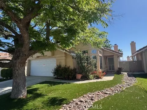 27364 Family Cir, Menifee, CA 92586