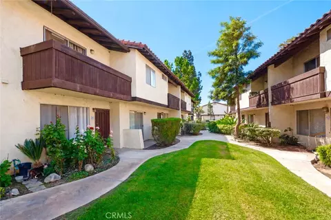 1077 S Santo Antonio Dr #45, Colton, CA 92324