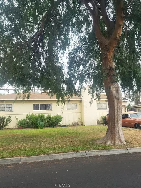 6679 Elm, San Bernardino, CA 92404