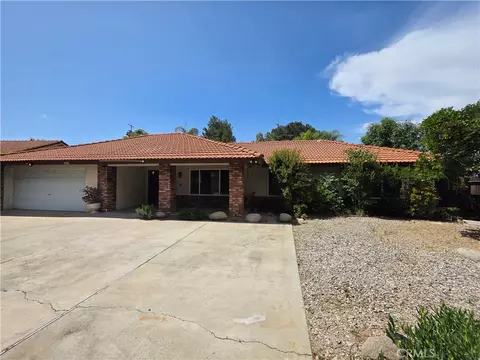 Exterior - 11542 Cornell, Riverside, CA 92507 photo 5 of 11