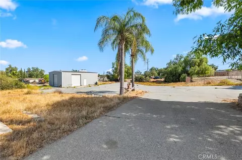 18420 Decker, Perris, CA 92570 photo 3