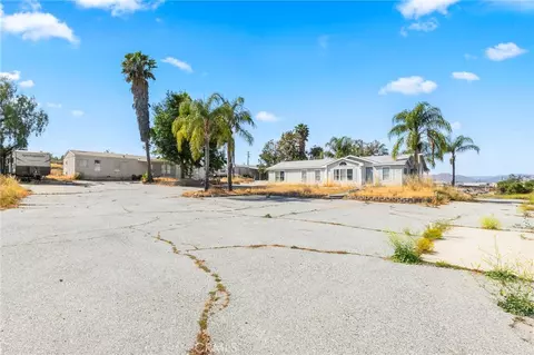 18420 Decker, Perris, CA 92570 photo 12