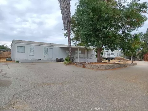 18420 Decker, Perris, CA 92570 photo 9
