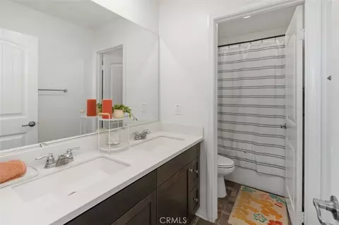 Bath - 27239 Hideout Ct, Menifee, CA 92585 photo 2 of 2