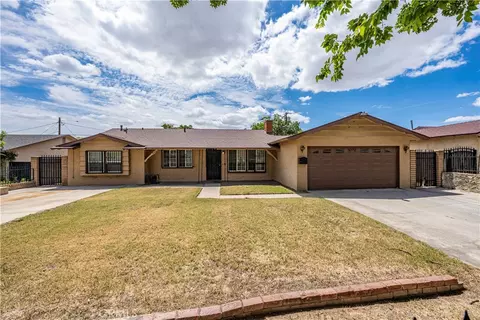 2731 W Victoria St, Rialto, CA 92376