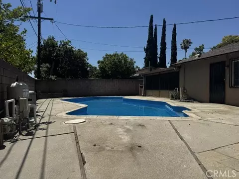 Exterior - 2731 W Victoria St, Rialto, CA 92376 photo 12 of 12