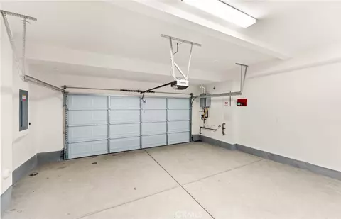 Other - 102 Sorrel Ct, Burbank, CA 91506 photo 3 of 8