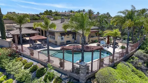 7452 Breckenridge Dr, Riverside, CA 92506