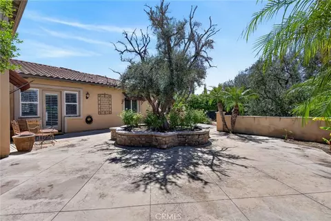 Exterior - 7452 Breckenridge Dr, Riverside, CA 92506 photo 4 of 20