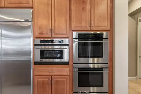 Kitchen - 7452 Breckenridge Dr, Riverside, CA 92506 photo 3 of 5