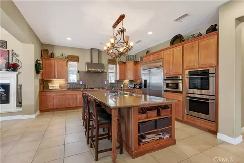 Kitchen - 7452 Breckenridge Dr, Riverside, CA 92506 photo 1 of 5