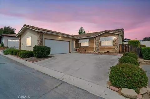 8537 Snow White Dr, El Cajon, CA 92021