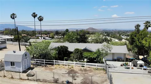 115 East St, Norco, CA 92860