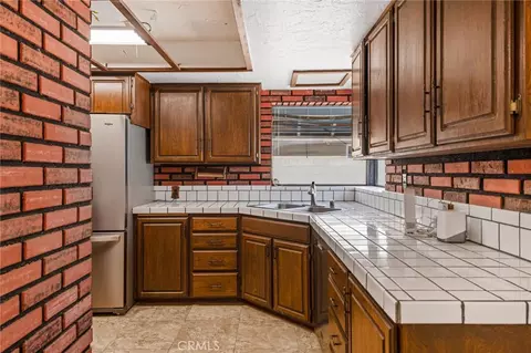 9145 Garfield St, Riverside, CA 92503 photo 13