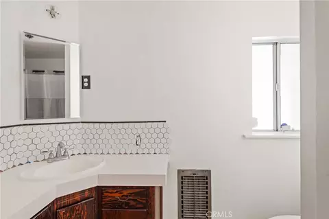 9145 Garfield St, Riverside, CA 92503 photo 14