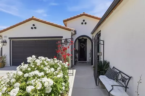 Exterior - 7528 Haystack Loop, Riverside, CA 92507 photo 5 of 18
