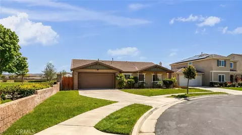 279 Alverstone, Hemet, CA 92543