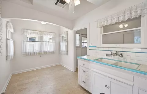 Kitchen - 2863 N E, San Bernardino, CA 92405 photo 3 of 3
