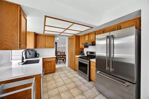 Kitchen - 6777 Inyo, Rancho Cucamonga, CA 91701 photo 3 of 4