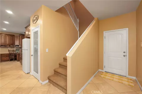 Entry Way - 15104 Whitegate, Fontana, CA 92336 photo 5 of 5