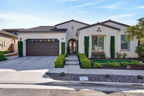 24340 Crestley Dr, Corona, CA 92883