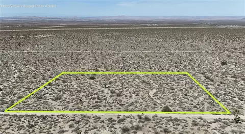 0 Avenue X, Llano, CA 93544