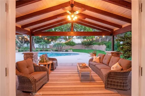 2372 Shadow Hill Dr, Riverside, CA 92506