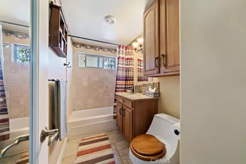 Bath - 1004 Wendy Ave, Big Bear City, CA 92314 photo 1 of 1