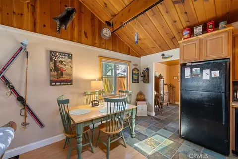 Dining - 1004 Wendy Ave, Big Bear City, CA 92314 photo 1 of 1
