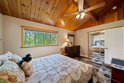 Bedroom - 1004 Wendy Ave, Big Bear City, CA 92314 photo 4 of 4