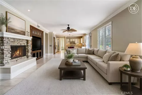 Living - 14182 Crystal Vw, Riverside, CA 92508 photo 4 of 10