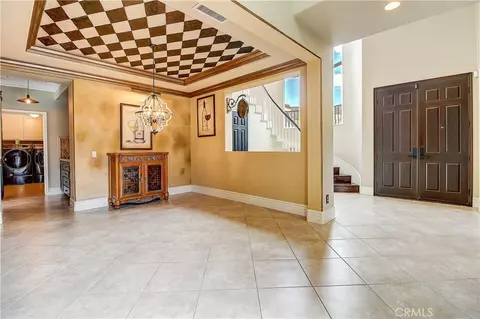 Entry Way - 14182 Crystal Vw, Riverside, CA 92508 photo 4 of 5