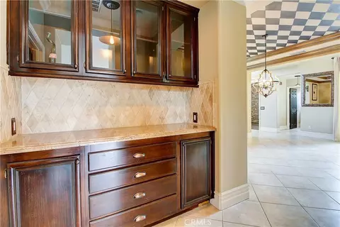 Entry Way - 14182 Crystal Vw, Riverside, CA 92508 photo 2 of 5