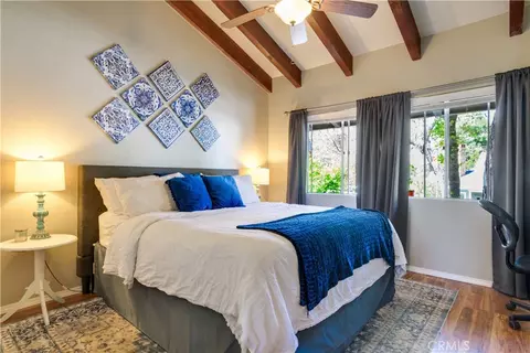 Bedroom - 279 Forest Cir, Crestline, CA 92325 photo 1 of 4