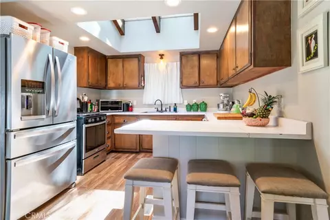Kitchen - 279 Forest Cir, Crestline, CA 92325 photo 1 of 2