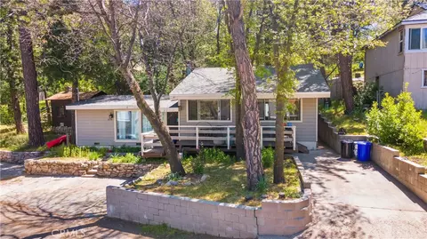 Exterior - 279 Forest Cir, Crestline, CA 92325 photo 3 of 7