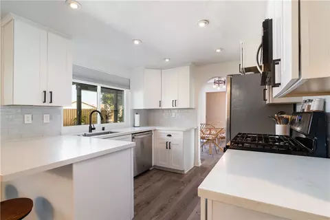 Kitchen - 274 Morning Sky, Perris, CA 92571 photo 1 of 3