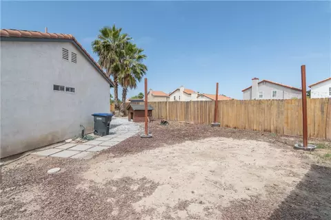 Exterior - 274 Morning Sky, Perris, CA 92571 photo 11 of 18