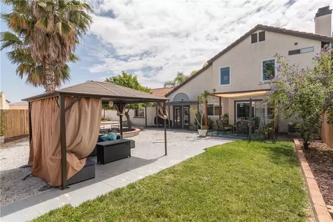 Exterior - 274 Morning Sky, Perris, CA 92571 photo 14 of 18