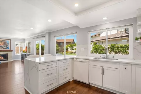 Kitchen - 282 Port Royal, Riverside, CA 92506 photo 2 of 2