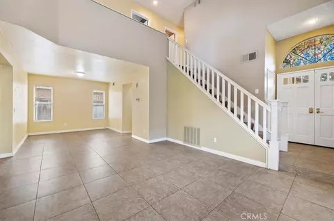 Living - 462 Coudures Way, Perris, CA 92571 photo 3 of 7