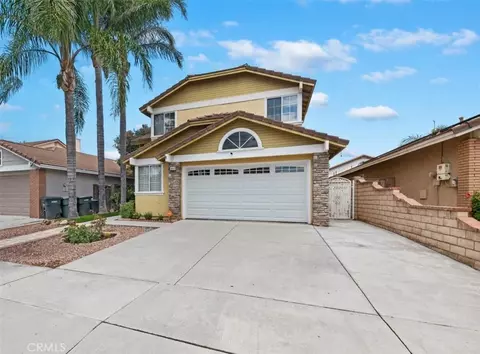 Exterior - 462 Coudures Way, Perris, CA 92571 photo 6 of 11