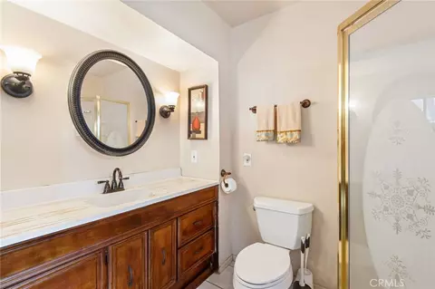 Bath - 6493 Nidever Ave, Riverside, CA 92504 photo 1 of 2