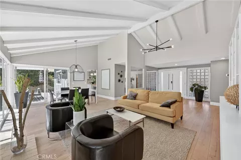 945 Le Conte Dr, Riverside, CA 92507