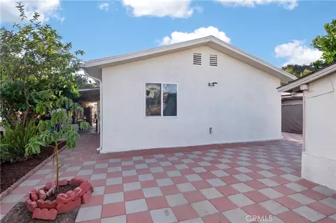 Exterior - 1132 Calhoun, Redlands, CA 92374 photo 4 of 7