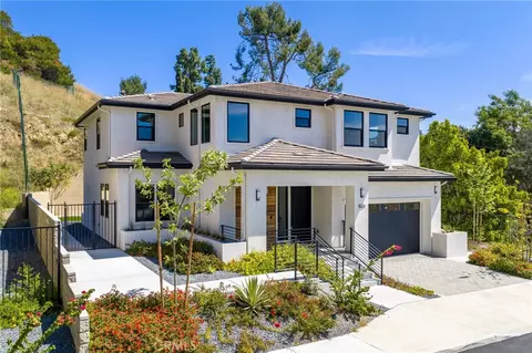 1029 N Staley Ln, Los Angeles, CA 90042