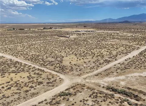 0 E Avenue P-3, Palmdale, CA 93591 photo 2