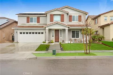 15740 Parry Peak Dr, Fontana, CA 92336