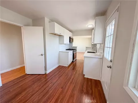 Kitchen - 27807 Pluto St, Highland, CA 92346 photo 2 of 2