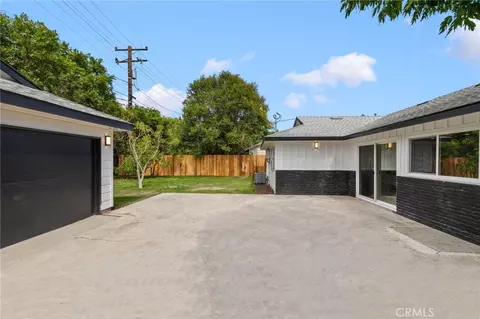 Exterior - 6953 E Stearns St, Long Beach, CA 90815 photo 10 of 17